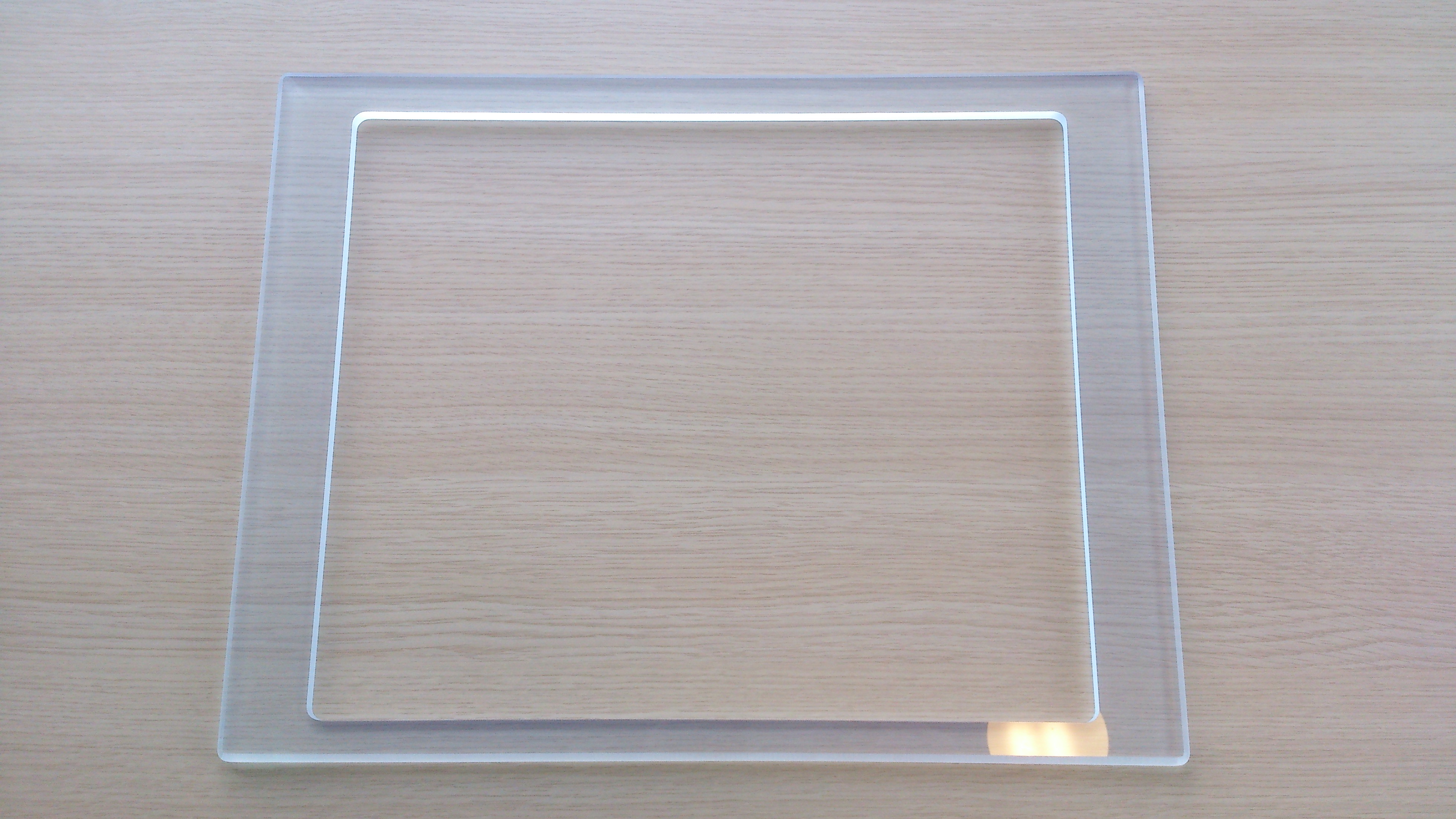 Entourage écran plexiglass pour jeu tactile JVL Vortex